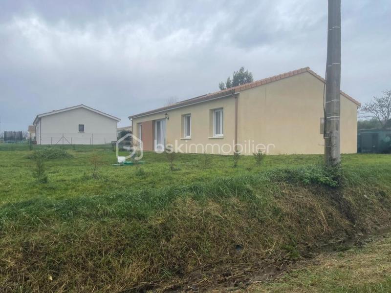 Maison traditionnelle - 104 m² - 5 pièces