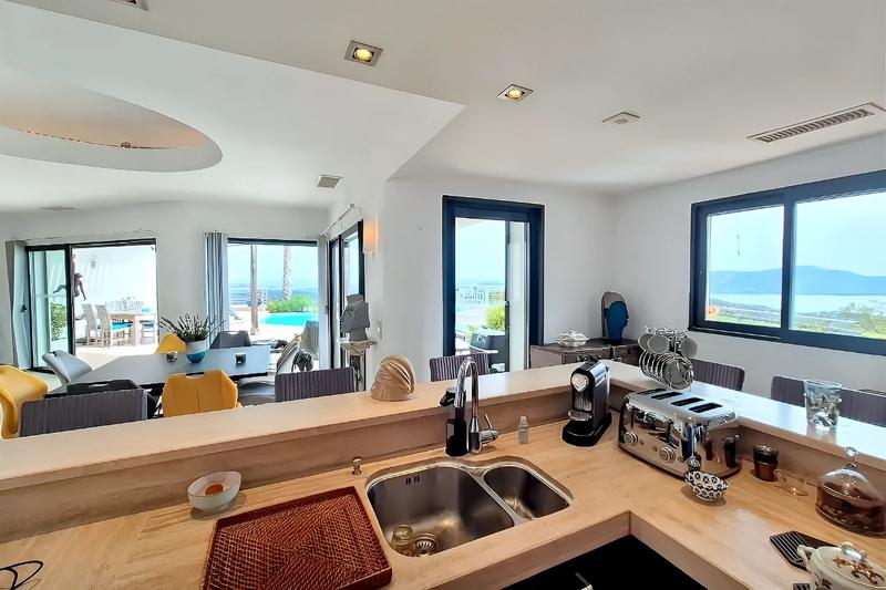 Appartement sur toit - 306 m² - 8 pièces