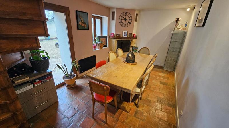 Maison - 90 m² - 4 pièces