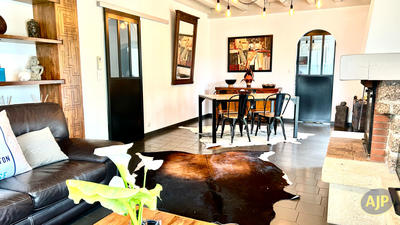 Maison - 185 m² - 6 pièces