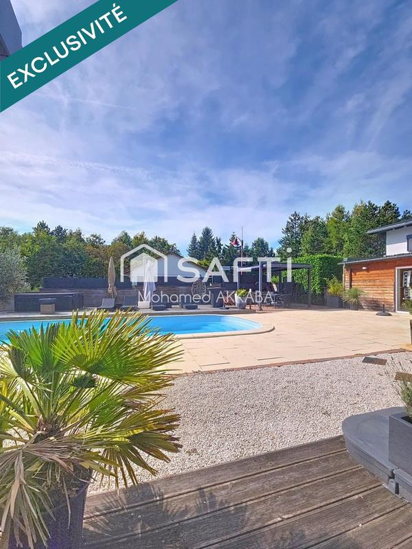 Villa - 315 m² - 12 pièces