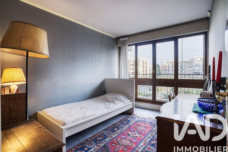 Appartement - 90 m² - 5 pièces