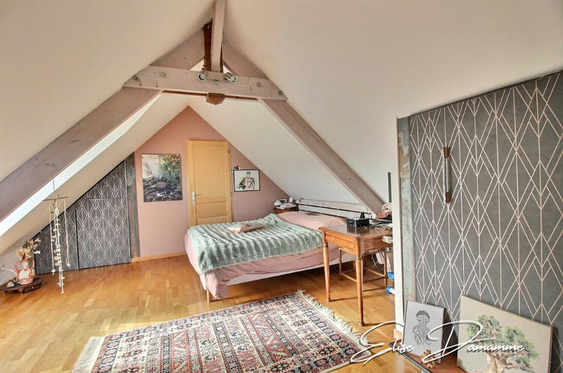 Maison - 158 m² - 6 pièces