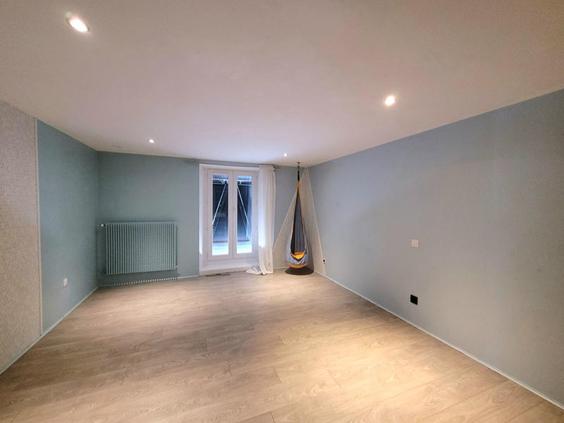 Maison - 205 m² - 6 pièces