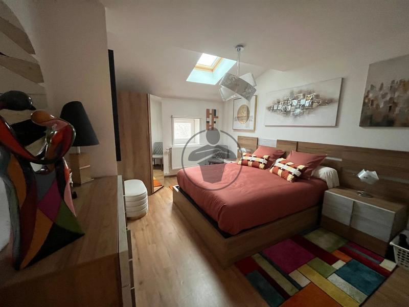 Appartement - 122 m² - 5 pièces