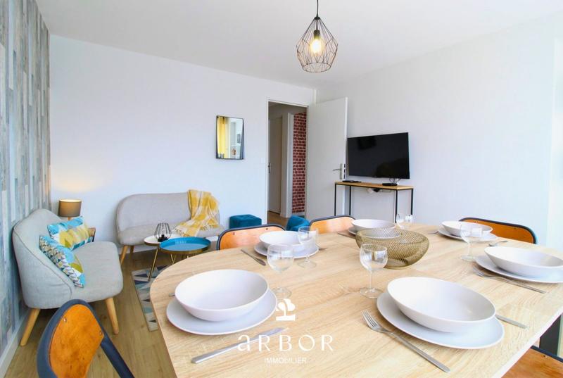 Appartement - 75 m² - 5 pièces