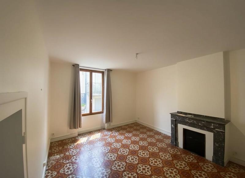 Appartement ancien - 91 m² - 4 pièces