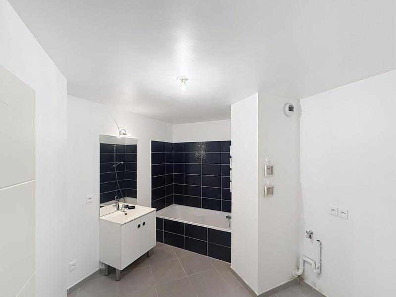 Appartement - 79 m² - 4 pièces