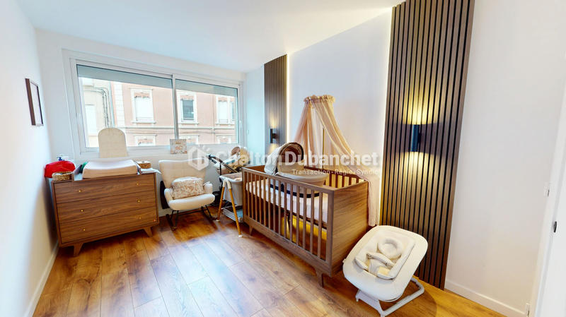 Appartement - 80 m² - 3 pièces