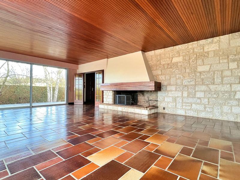 Maison - 247 m² - 7 pièces