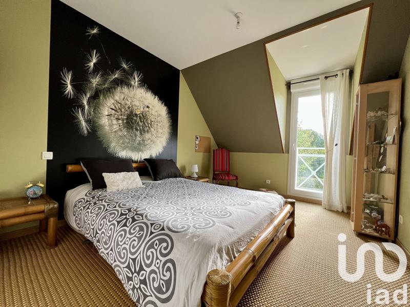 Maison - 185 m² - 9 pièces