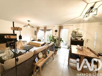 Maison - 89 m² - 5 pièces