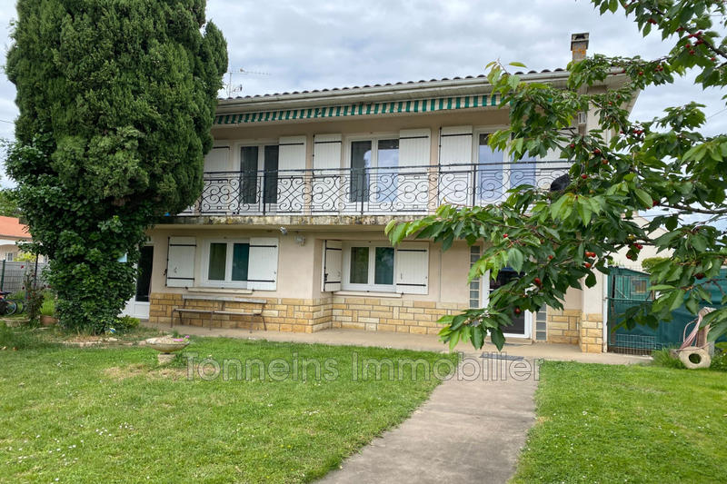 Maison - 195 m² - 5 pièces