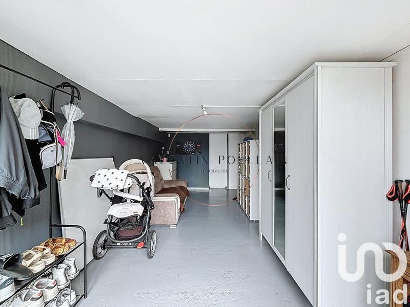 Maison - 181 m² - 7 pièces