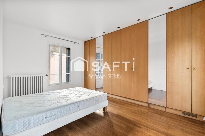 Villa - 237 m² - 9 pièces