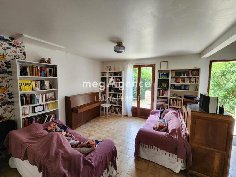 Maison traditionnelle - 143 m² - 7 pièces