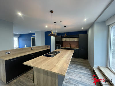 Maison - 135 m² - 6 pièces