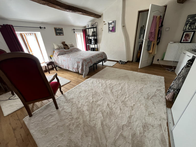 Maison - 99 m² - 3 pièces