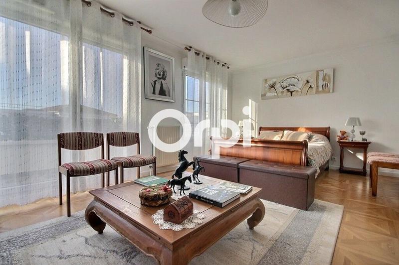 Appartement - 83 m² - 4 pièces