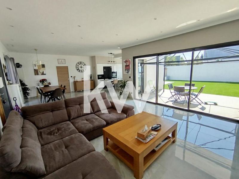 Villa - 140 m² - 5 pièces