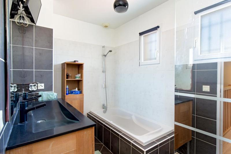 Maison - 86 m² - 4 pièces