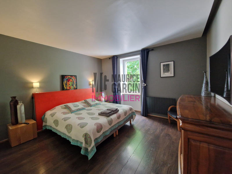 Maison - 176 m² - 6 pièces