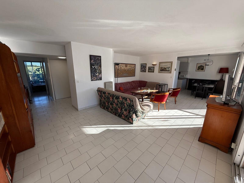 Appartement - 102 m² - 4 pièces