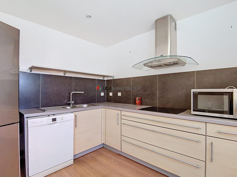 Appartement - 130 m² - 4 pièces