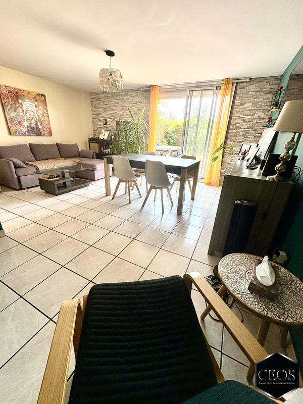 Maison traditionnelle - 83 m² - 5 pièces