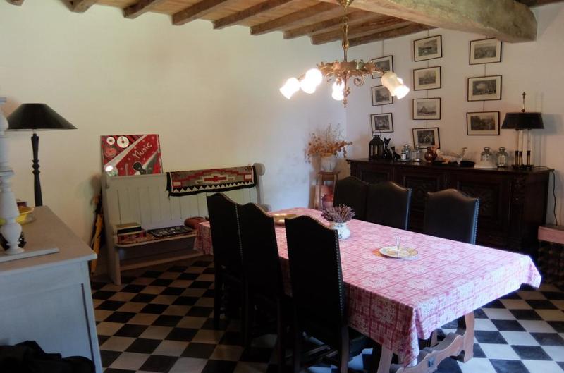 Maison - 210 m² - 6 pièces