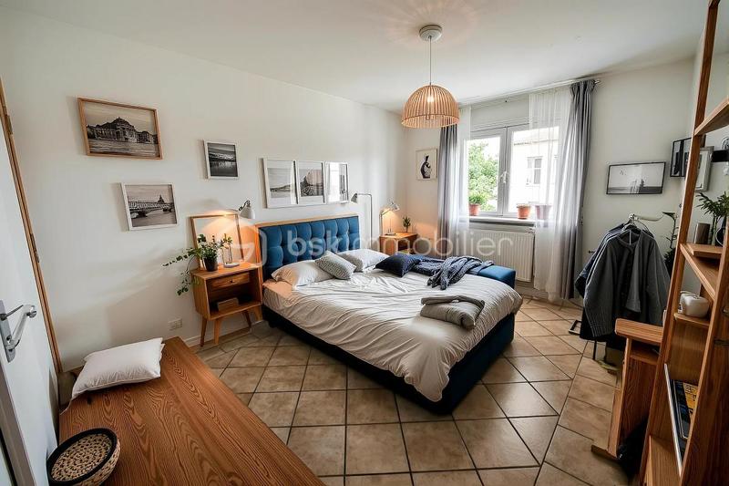 Villa - 192 m² - 9 pièces