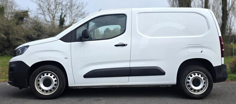 Peugeot Partner 1° Main 1.5 b Hdi 100cv Premium 1000kg 3 Places