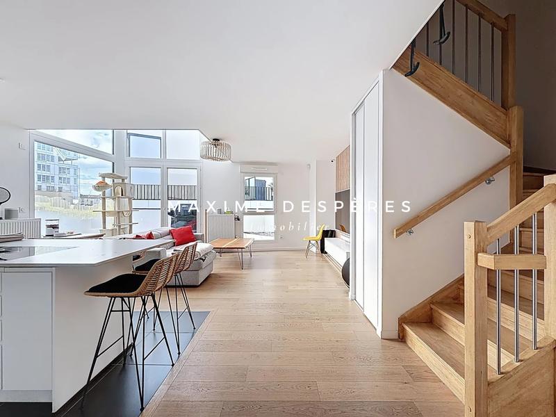 Appartement - 104 m² - 5 pièces