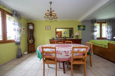 Maison - 107 m² - 5 pièces