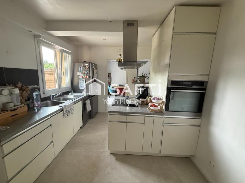 Maison - 94 m² - 4 pièces