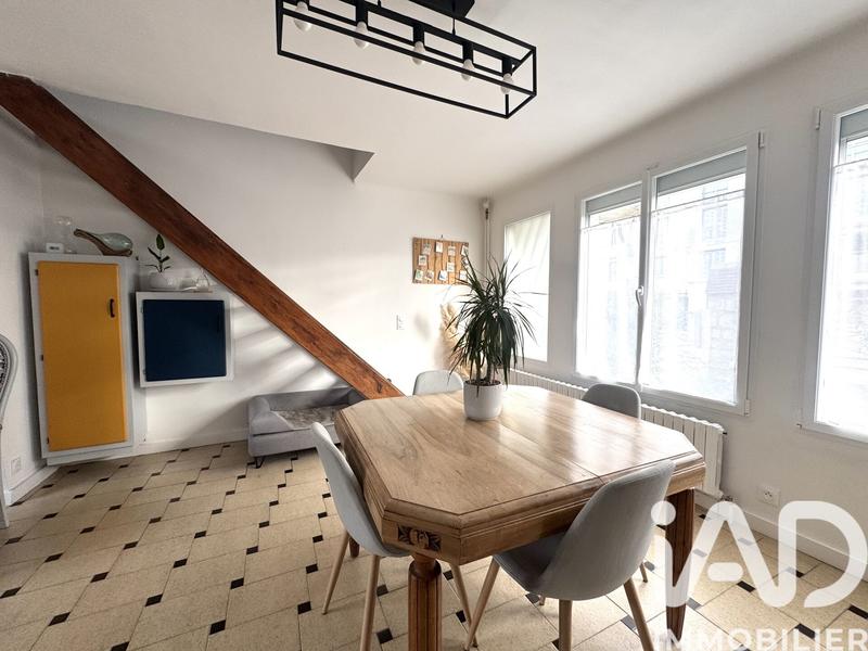 Maison - 104 m² - 4 pièces