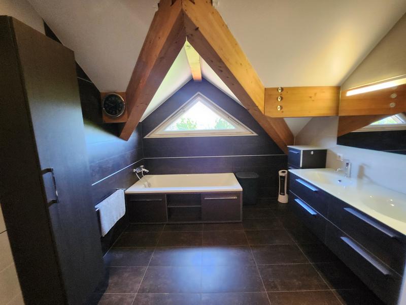 Villa - 280 m² - 10 pièces