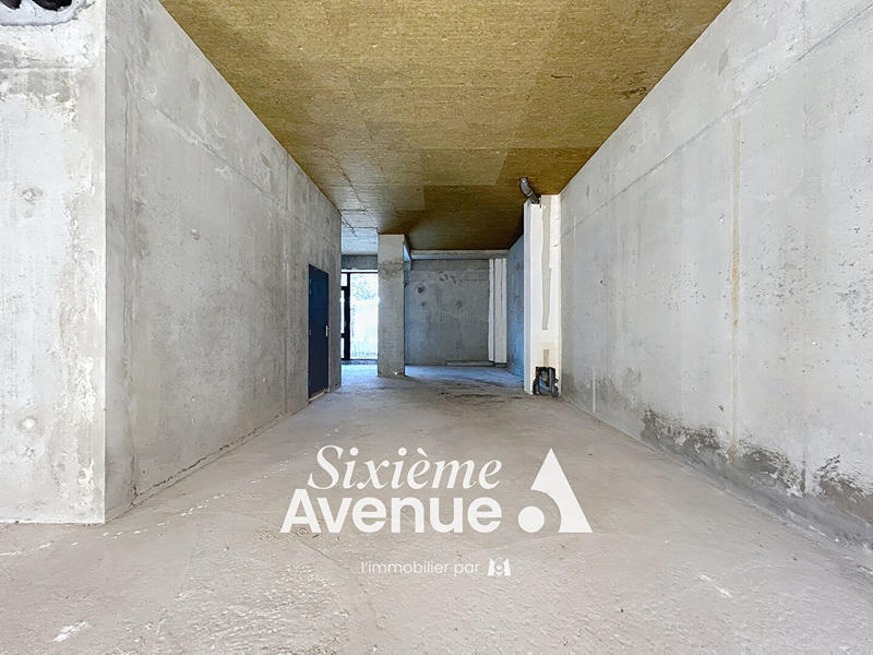 Local commercial - 81 m²