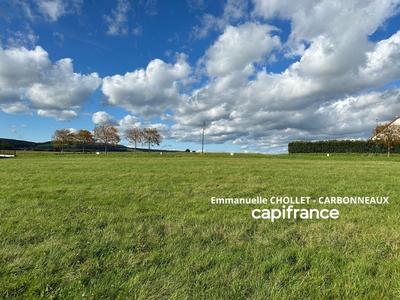 Terrain constructible - 710 m²