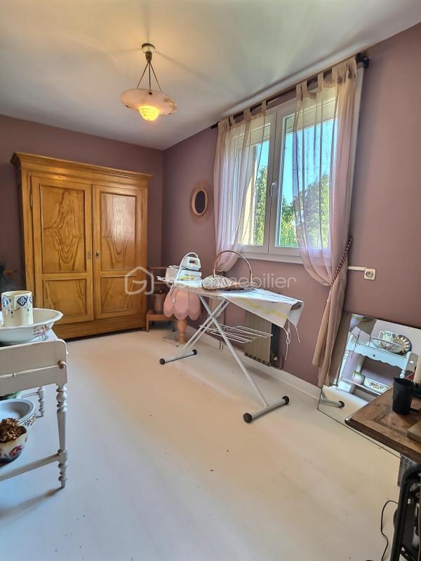 Maison - 328 m² - 8 pièces