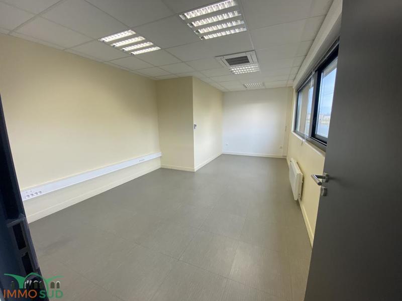Bureau - 214 m²
