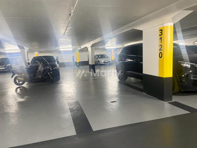 Parking / Garage - 14 m²