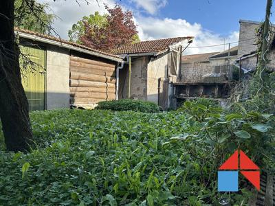 Maison de village - 300 m² - 4 pièces