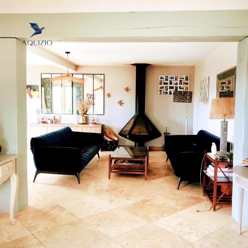 Villa - 261 m² - 8 pièces