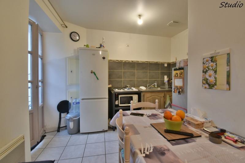 Immeuble - 121 m² - 6 pièces