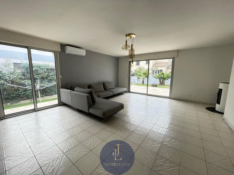 Maison - 167 m² - 6 pièces