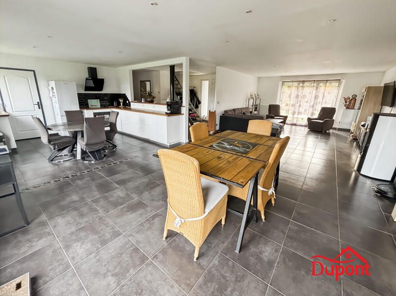 Maison - 174 m² - 7 pièces