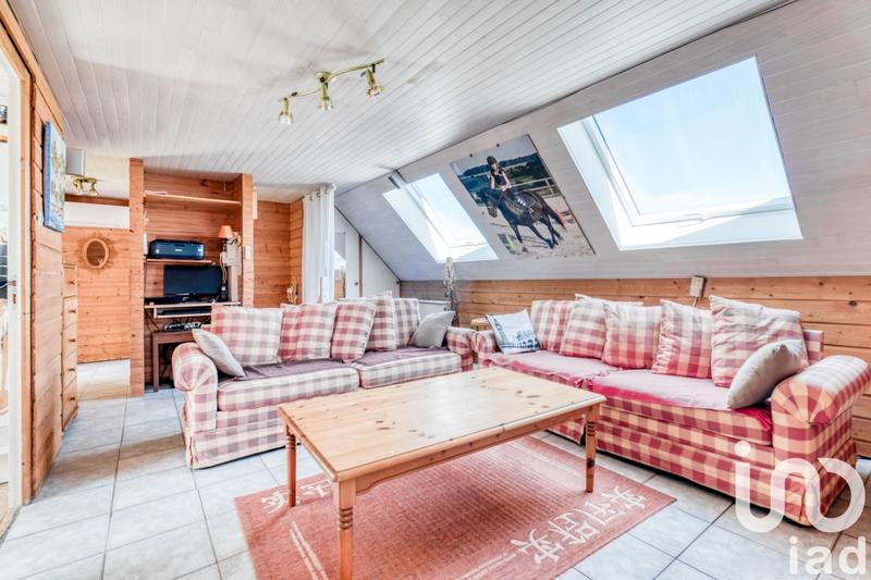 Maison - 187 m² - 8 pièces