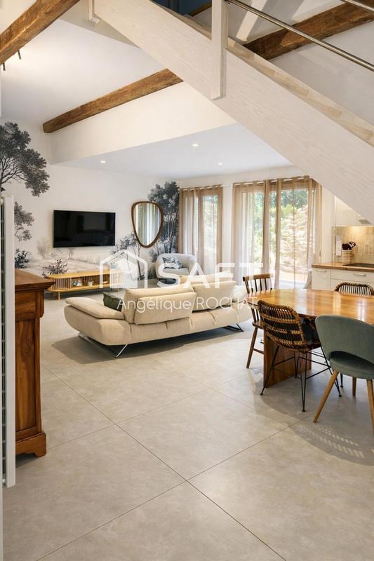 Maison - 110 m² - 4 pièces