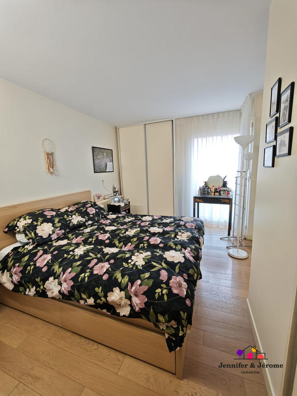 Appartement - 86 m² - 4 pièces